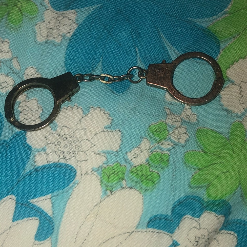 Vintage novelty handcuff keychain
